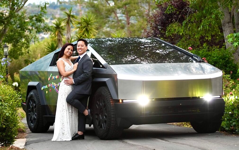 Weddings Celebrations Tesla Cybertruck e1737900274771