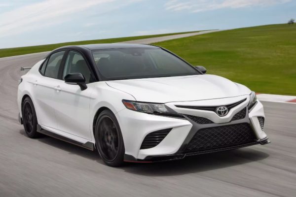 Home 4 2023ToyotaCamry-exterior-02