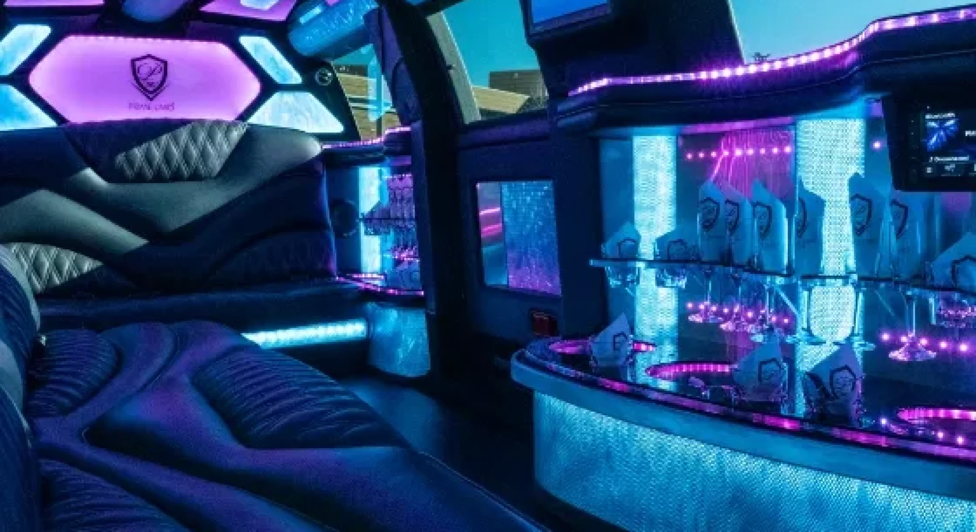 Cadillac XT6 Limo Rental Dallas – Luxury & Comfort